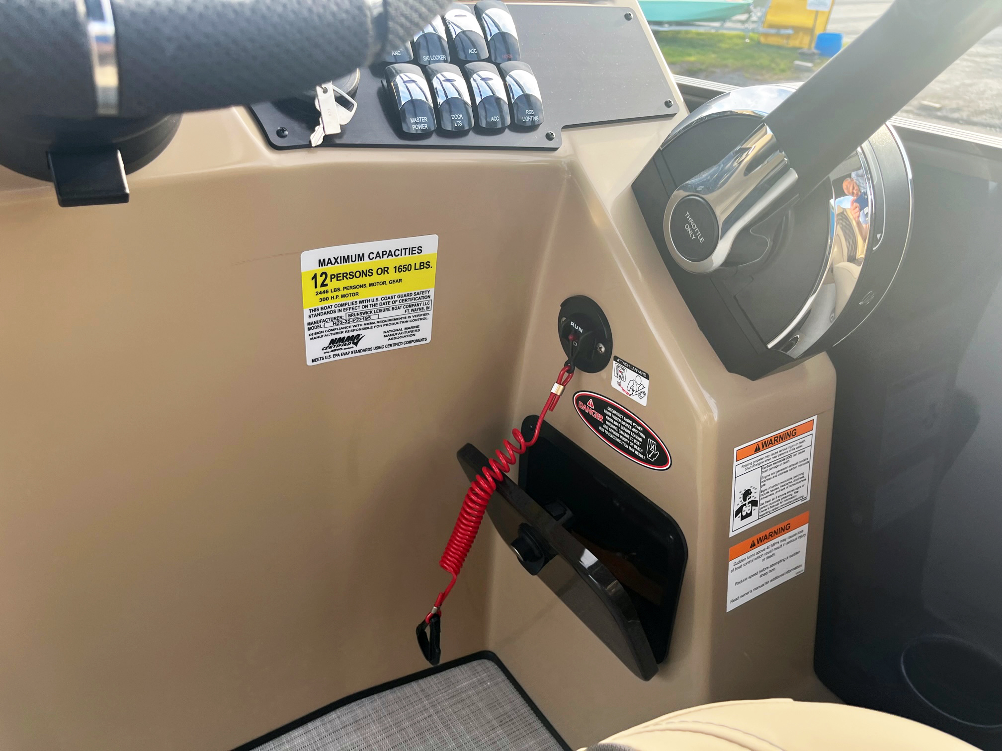 2023 Harris Sunliner 230 with 200HP Mercury - Photo 18